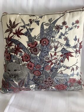 Jim Thompson 100% Thai Silk Cushion Cover with Insert - Fox and Flowers